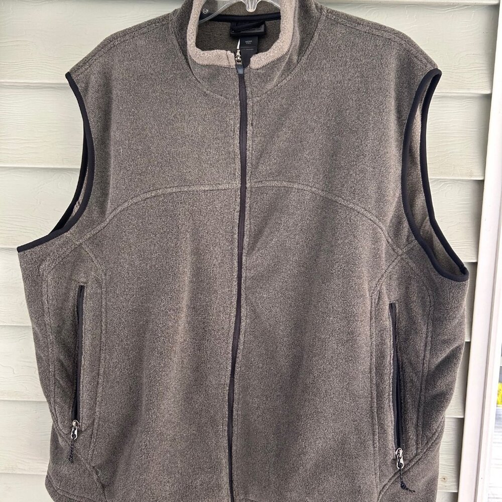 REI Staff Fleece Vest